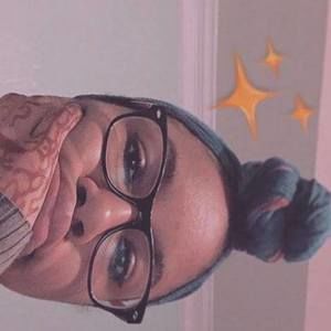 Meet your Posher, Mia